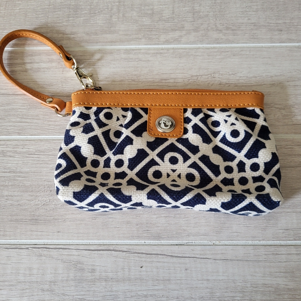 Spartina 449 Navy and Tan Geometric Wristlet